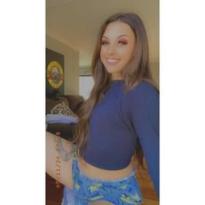 Meet your Posher, Alyssa